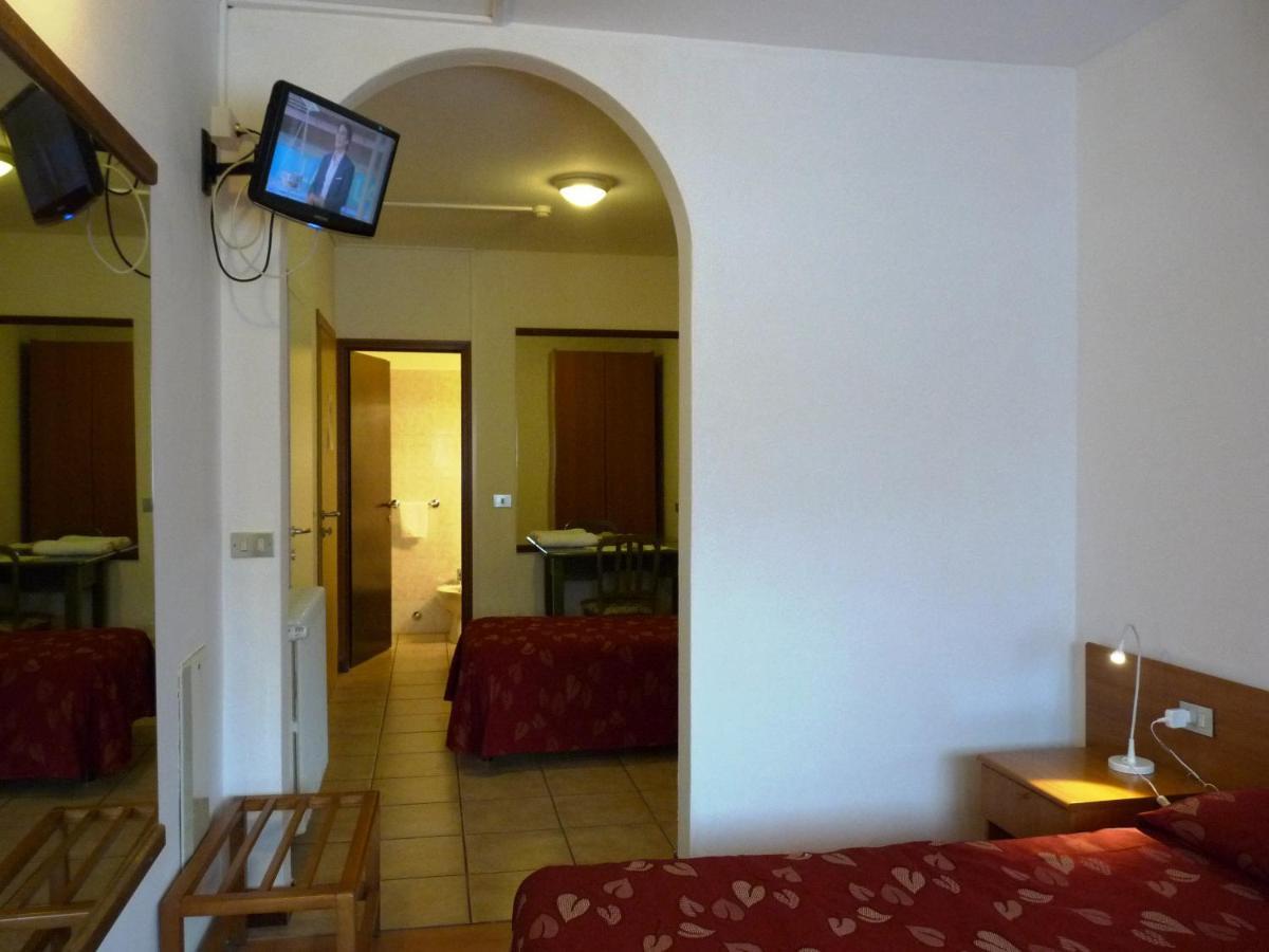 La Rosa Hotel 3*